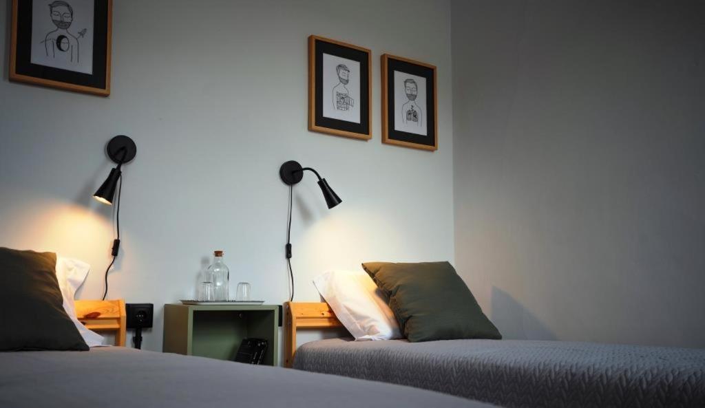 Inn Door 21 - Hostel & Suite 布拉干萨 外观 照片