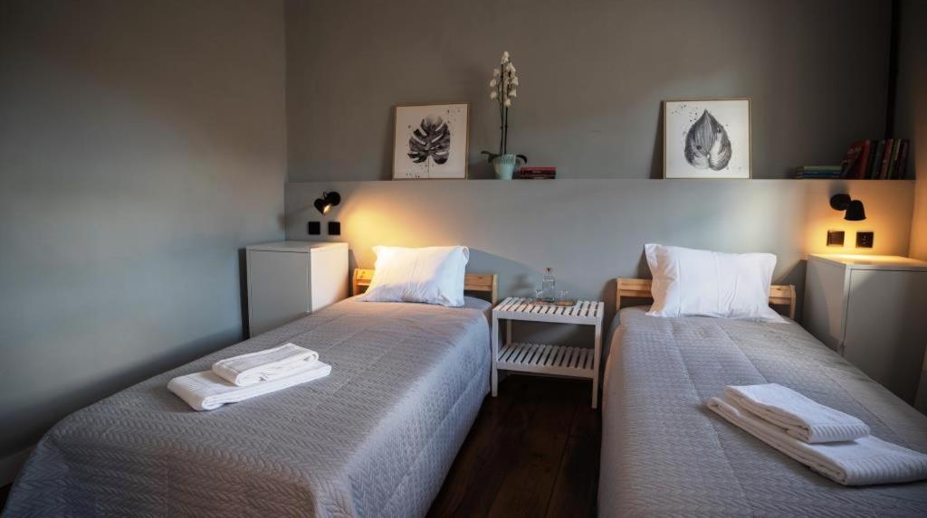 Inn Door 21 - Hostel & Suite 布拉干萨 外观 照片