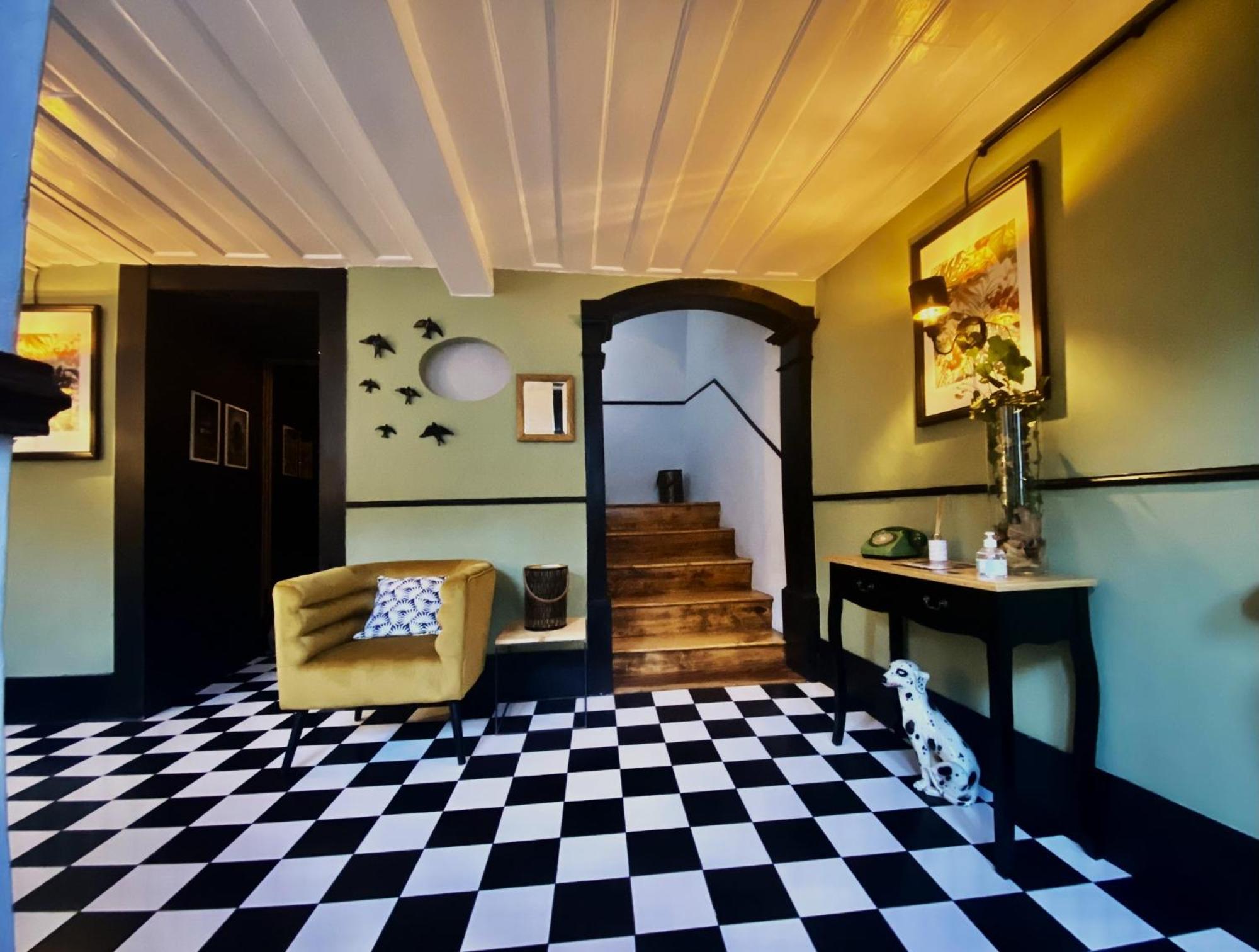 Inn Door 21 - Hostel & Suite 布拉干萨 外观 照片